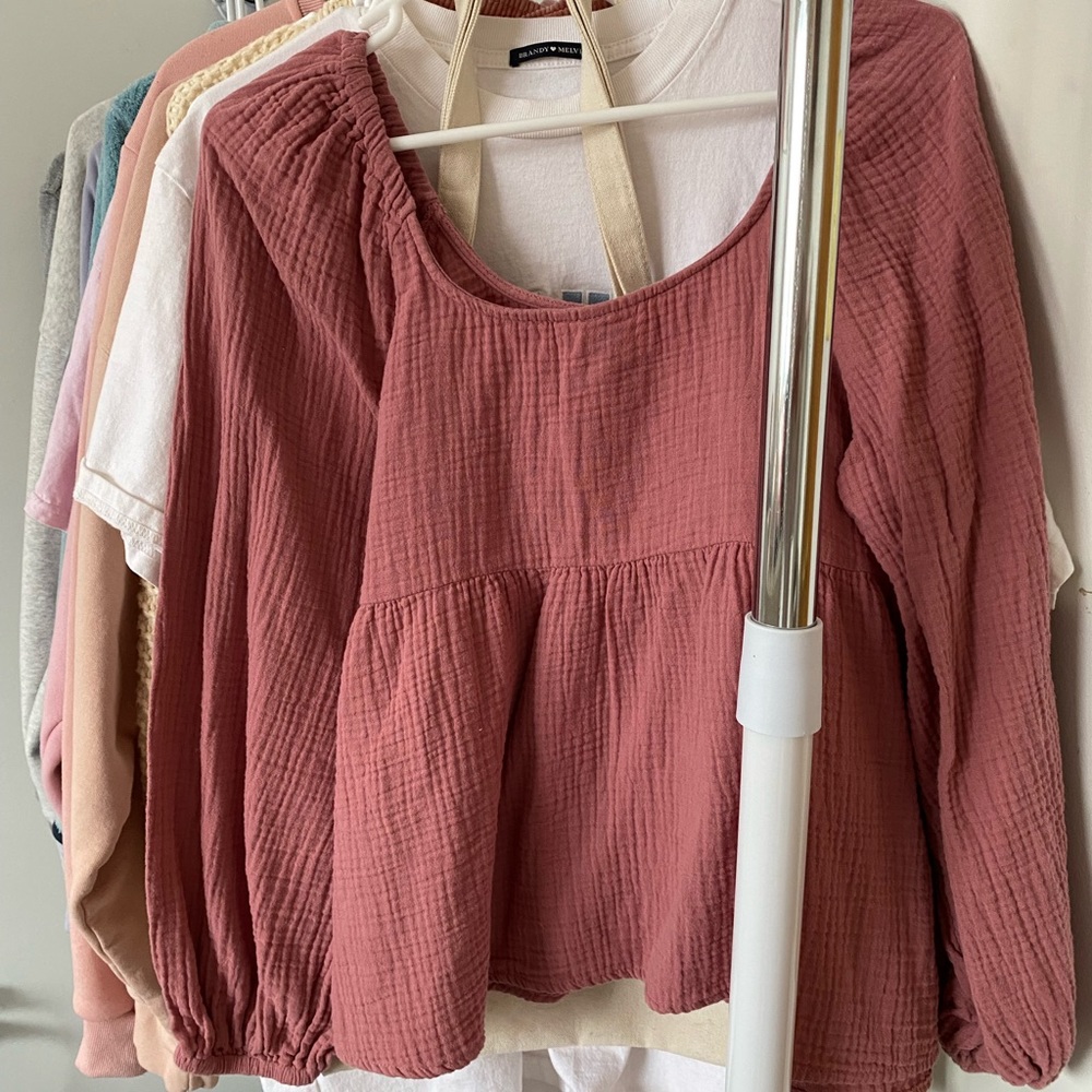 flowy scoop neck top!